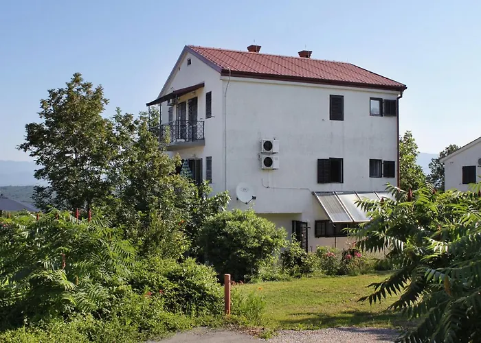 Appartamento With Parking Space Njivice, Krk - 9668 Njivice