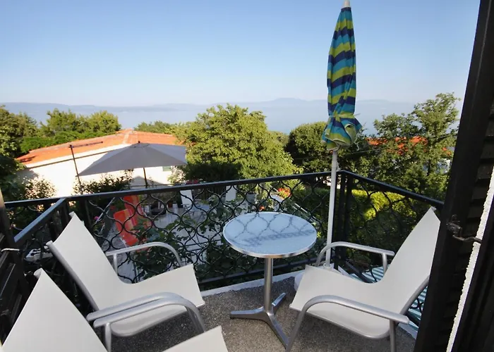 Appartamento With Parking Space Njivice, Krk - 9668