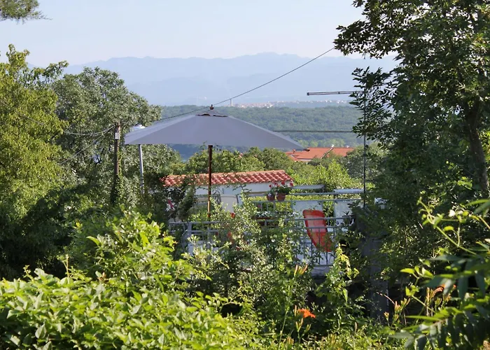 Appartamento With Parking Space Njivice, Krk - 9668